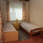 Frühstückspension Garni Lerche 3*