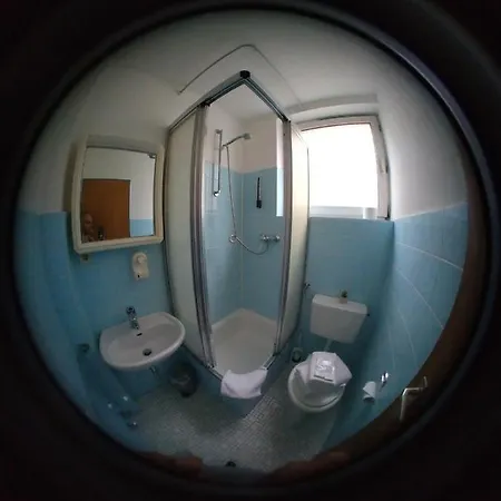 Garni Lerche Bed & Breakfast 3*