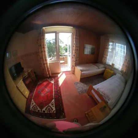 Garni Lerche Bed & Breakfast 3*