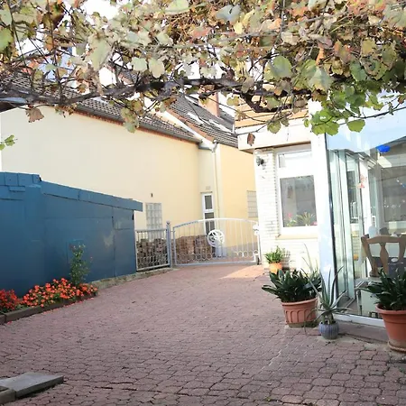 Garni Lerche Bed & Breakfast 3*