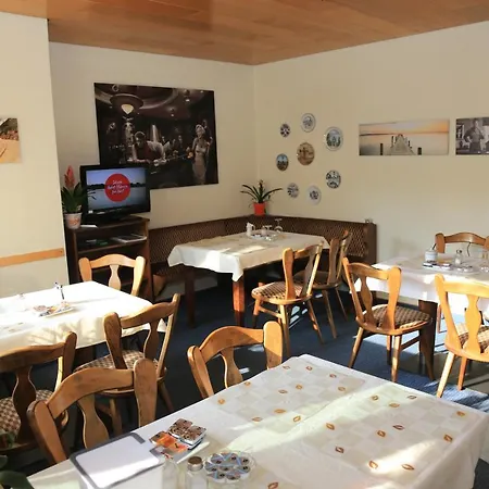 Bed & Breakfast Garni Lerche 3*