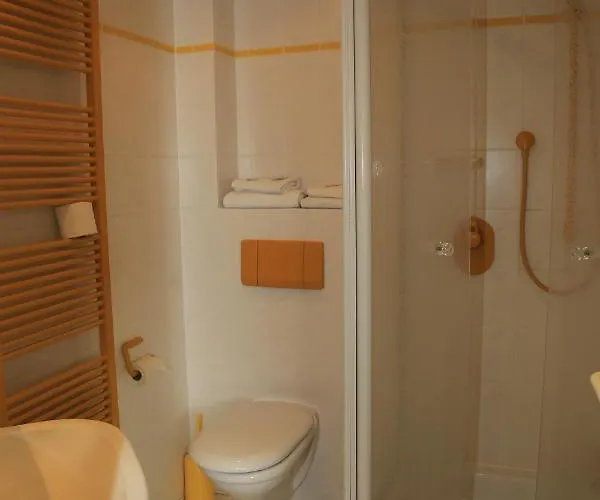 Garni Lerche 3* 库克斯港