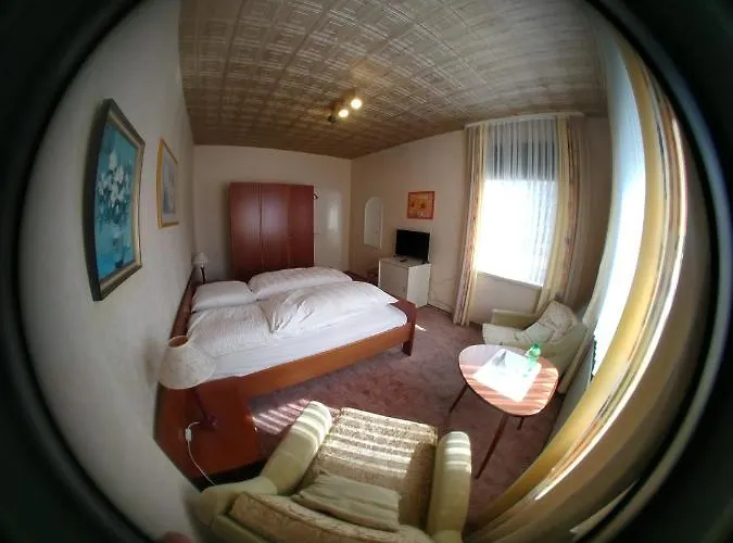 住宿加早餐酒店 Garni Lerche 3*